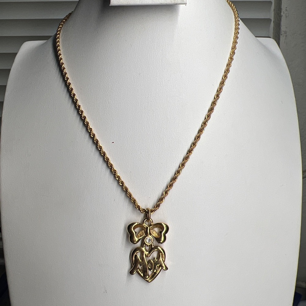 Monet rhinestone MOM Hearth Pendant 18" Gold Tone necklace